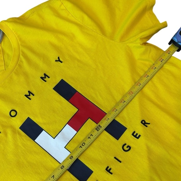 Tommy Hilfiger Yellow Men's H Logo T-Shirt, Size L - Picture 5 of 9